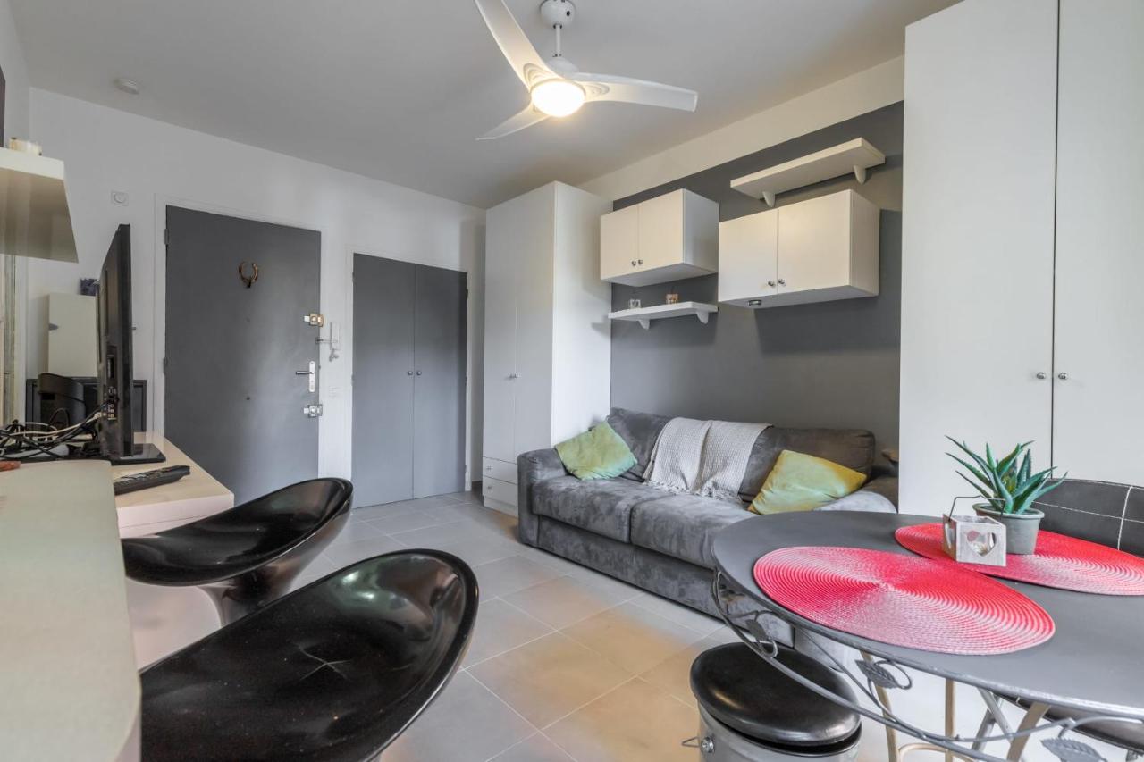 Cosy Studio At Nice Port Екстер'єр фото